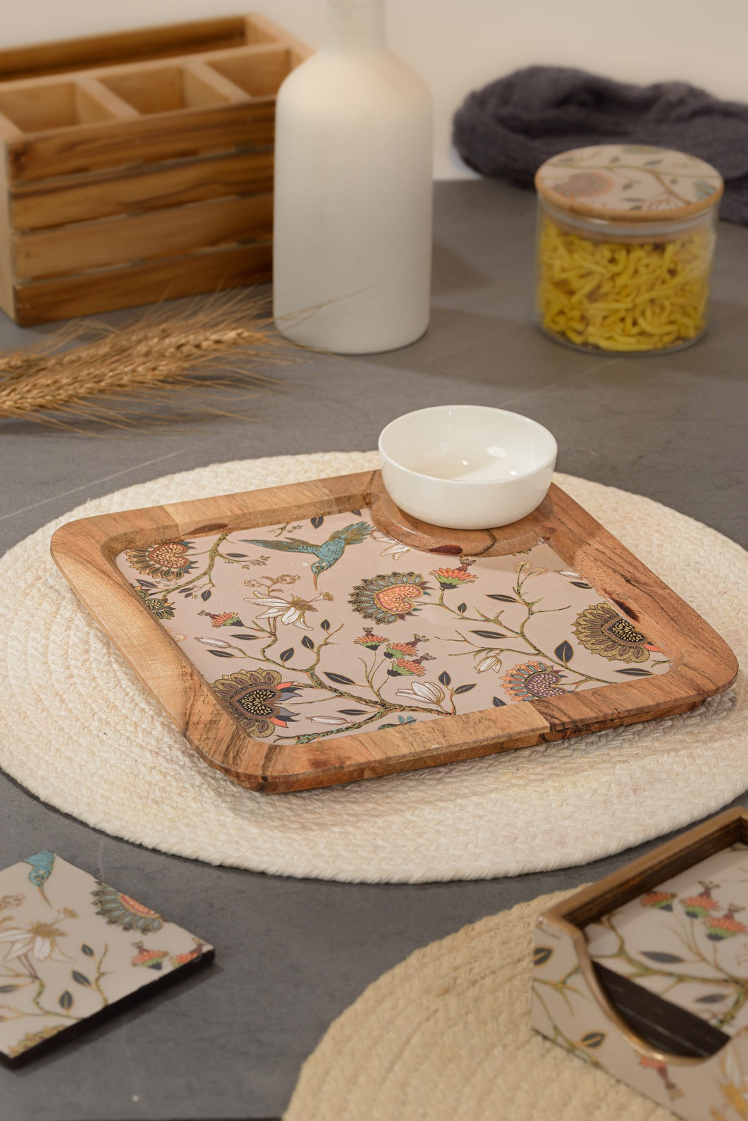 Gardenia - Chip & dip wooden platter