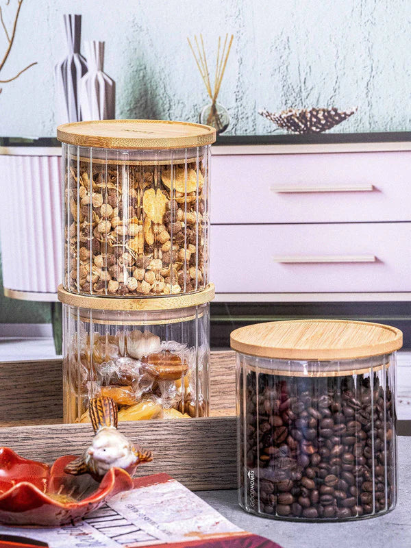 Round (Fluted) Glass Jar With Lid - 685ml (Small)